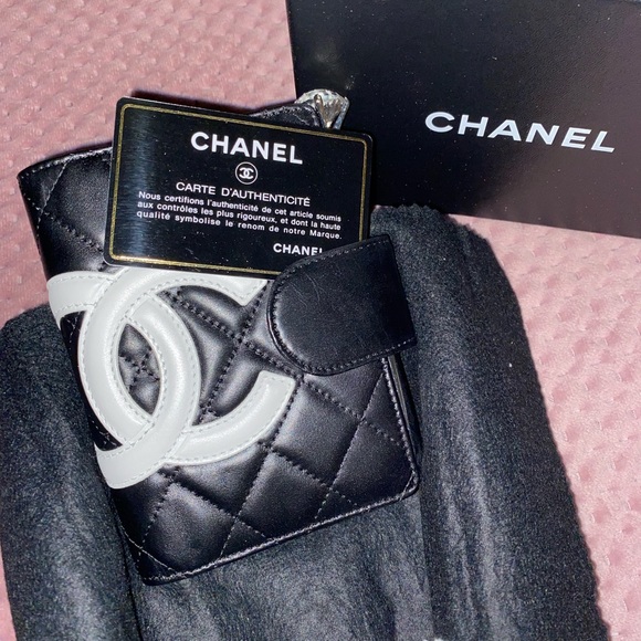 💗Gorgeous Authentic Chanel pocket size agenda💗 - Picture 5 of 10